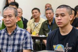 Mâu thuẫn với thợ xây, cha khiến con trai vào tù