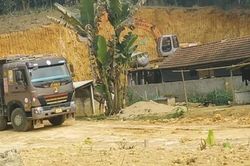 Thanh Hóa: Lợi dụng hạ cốt nền để khai thác tài nguyên trái phép