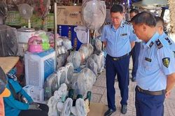 Hà Nội: Kiên quyết xử lý hành vi tăng giá bất hợp lý các sản phẩm tích điện, làm mát