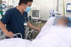 Đi hút mỡ bụng, người phụ nữ 50 tuổi bị hôn mê, mất 6 lít máu