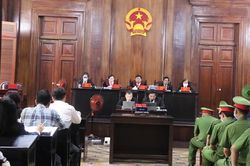 Vụ Thuduc House: Bị cáo khai đã đưa hơn 7 tỷ đồng 'bôi trơn' 3 cán bộ thuế để né thanh kiểm tra