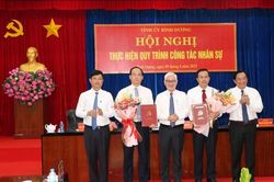Tỉnh ủy Bình Dương trao quyết định bổ nhiệm, điều động cán bộ