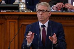 Điện mừng ông Nikolay Denkov được bầu làm Thủ tướng Cộng hòa Bulgaria