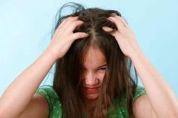 Cách đơn giản phòng ngừa nấm tóc vào mùa mưa và đầu đông