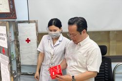 Lựa chọn nhân sự đủ tiêu chuẩn để tham gia tổ chức thi và tuyển sinh