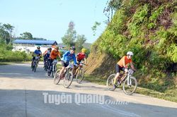 Không lạm dụng đồ uống có ga, chất kích thích khi chơi thể thao