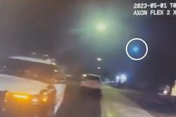 Cảnh sát Mỹ chạm trán UFO ngay trên đường