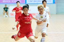 'Hotgirl' Trần Thị Duyên làm 'dậy sóng' làng futsal Việt Nam
