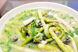 Nhớ canh ngó khoai mẹ nấu