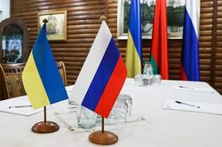 Bộ trưởng Ukraine nêu cơ hội đàm phán, chấm dứt xung đột
