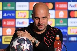 Pep Guardiola bực bội với phóng viên vì bị hỏi xoáy