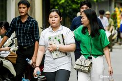 Đề Tiếng Anh vào 10 ở mức dễ, dự đoán lại có 'mưa điểm' 9,10