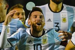 Messi bất ngờ rút lui, CĐV Indonesia đòi lại tiền vé