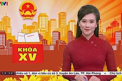 Khánh Trang: BTV 'Thời sự 19h' hiếm hoi dùng nghệ danh