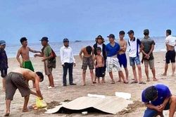 Tắm biển ở Thanh Hóa, 3 cháu bé chết đuối thương tâm