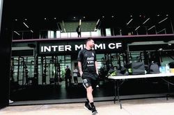 ĐT Indonesia 'vỡ mộng' chạm trán Messi?
