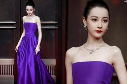 Địch Lệ Nhiệt Ba diện lễ phục tím, hóa quý cô thanh lịch