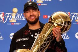Al Hilal liên hệ Neymar, trả lương cao hơn Ronaldo