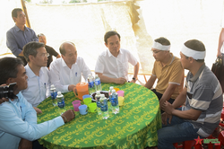 Tỉnh Đắk Lắk: Phó thủ tướng Trần Lưu Quang thăm, viếng các nạn nhân trong vụ dùng súng tấn công tại huyện Cư Kuin