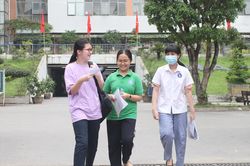 Hơn 11.000 thí sinh Hà Nội hoàn thành kỳ thi vào lớp 10 chuyên