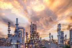 Tin Thị trường: Anh cân nhắc bỏ thuế lợi tức phụ thu đối với ngành dầu khí