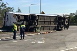 Xe đám cưới gặp tai nạn ở Australia, hàng chục người thương vong
