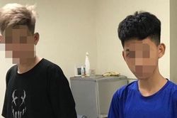 2 thiếu niên tấn công đôi trai gái trong đêm khuya hòng cướp xe máy