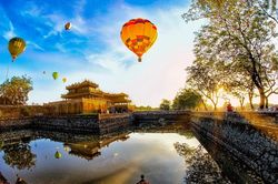 Hà Nội và Huế bất ngờ được vinh danh Top 10 thành phố hàng đầu châu Á