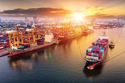 Mục tiêu năm 2023 và vấn đề tổng cầu