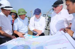 Đoàn công tác của Cơ quan phát triển Pháp thăm 2 công trình tài trợ trên địa bàn huyện Kim Sơn
