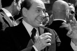 Cựu Thủ tướng Italy Silvio Berlusconi qua đời ở tuổi 86