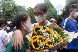 Hơn 11.000 thí sinh hoàn thành kỳ thi vào lớp 10 chuyên tại Hà Nội