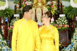 Hôn nhân kín tiếng nhưng đầy ngọt ngào của Quý Bình và nữ doanh nhân hơn 7 tuổi