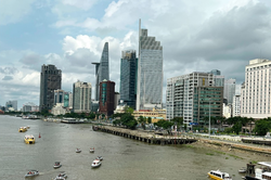 Vì sao Thành phố Hồ Chí Minh lấy lại đà tăng trưởng?