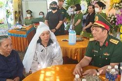 Lãnh đạo Bộ Quốc phòng thăm, viếng các nạn nhân trong vụ việc tại huyện Cư Kuin