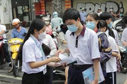 'Thí sinh TP. HCM rất đông, chuẩn bị thi THPT phải chu đáo'