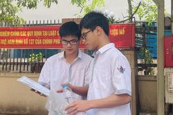 Trường chuyên đầu tiên của Hà Nội công bố điểm chuẩn vào 10