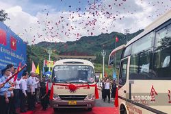 Thông xe tuyến vận tải hành khách từ Lai Châu đi Trung Quốc