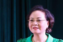 Bộ trưởng Bộ Nội vụ: Hướng tới bỏ thi, xét thăng hạng viên chức