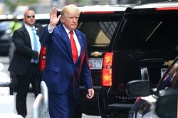 Ông Trump dẫn đầu cuộc đua giành đề cử Tổng thống của đảng Cộng hòa