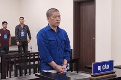 Thầy phong thủy dẫn dụ mở 'cung điền trạch' để chiếm đoạt tiền