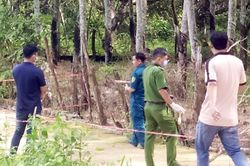 Phát hiện thi thể bé sơ sinh mất một chân trong rừng cao su ở Bình Phước