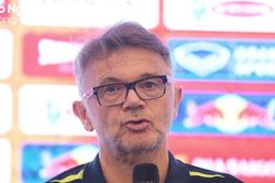 Huấn luyện viên Philippe Troussier: 'Đội tuyển Việt Nam đá với 200% sức lực để thắng Hong Kong'