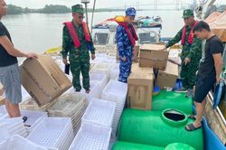 Bắt giữ phương tiện vận chuyển 17.000 lít dầu DO trái phép trên biển