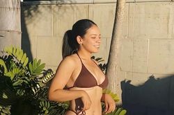 Cô gái Mỹ phát hiện mắc ung thư sau chuỗi ngày đau đầu dữ dội