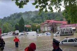 Thành phố Sochi của Nga đối mặt tình trạng khẩn cấp
