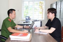 Nam thanh niên lừa bán thuốc điều trị ung thư qua mạng