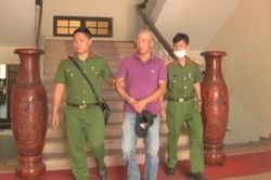 Bắt một đối tượng 'cò mồi' du khách đánh người gây thương tích