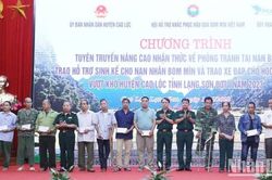 Hỗ trợ 40 nạn nhân bom mìn có hoàn cảnh khó khăn ở Lạng Sơn