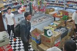 Bị mất ví, thanh niên vào cửa hàng ở Nhật vay tiền, camera quay điều bất ngờ
